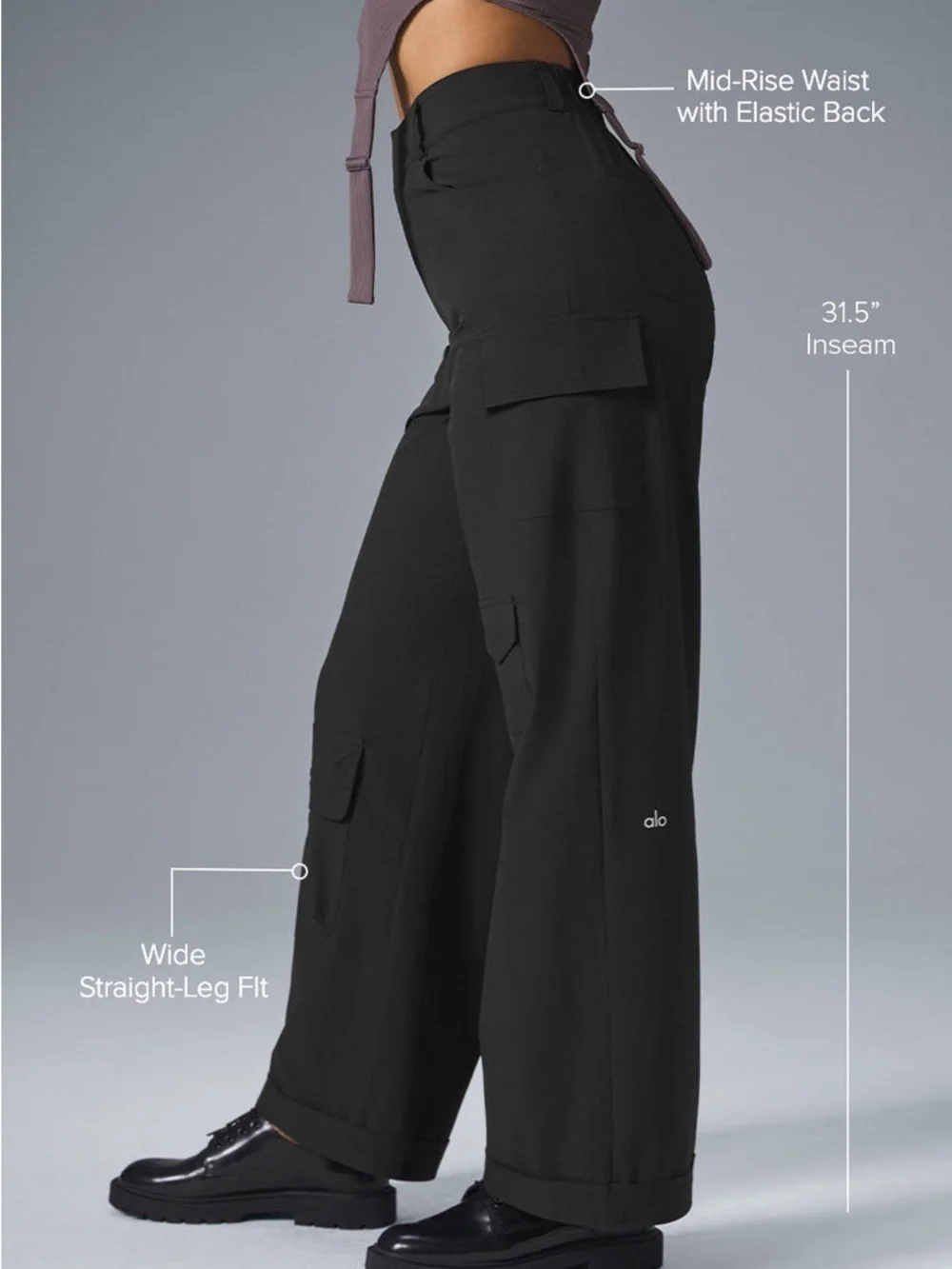 ALO YOGA Workwear Cargo Pant in Black